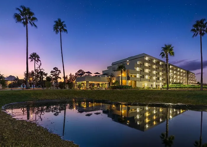 Pet Friendly hotel: Palazzo Lakeside Hotel