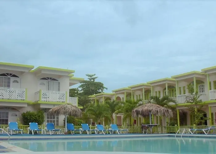 Fun Holiday Beach Resort